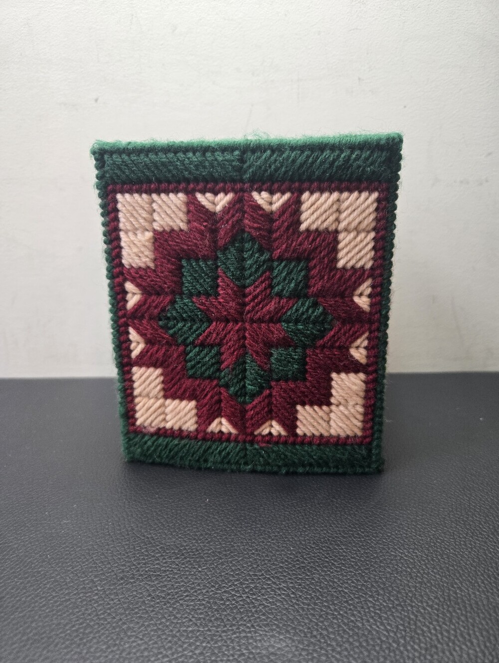 Vintage Tissue Box Cover Yarn Plastic Needlepoint 80s 90s Decor